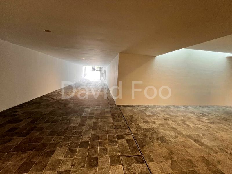6 Bed Bungalow (Landed) for Sale in  Binjai Crest - Image 13